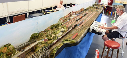 Exposition Rail Miniature