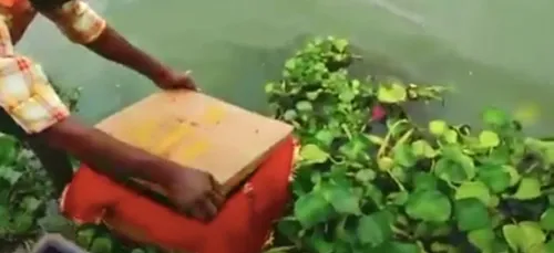 Un nouveau-né découvert dans une boîte flottant sur un fleuve (VIDÉO)